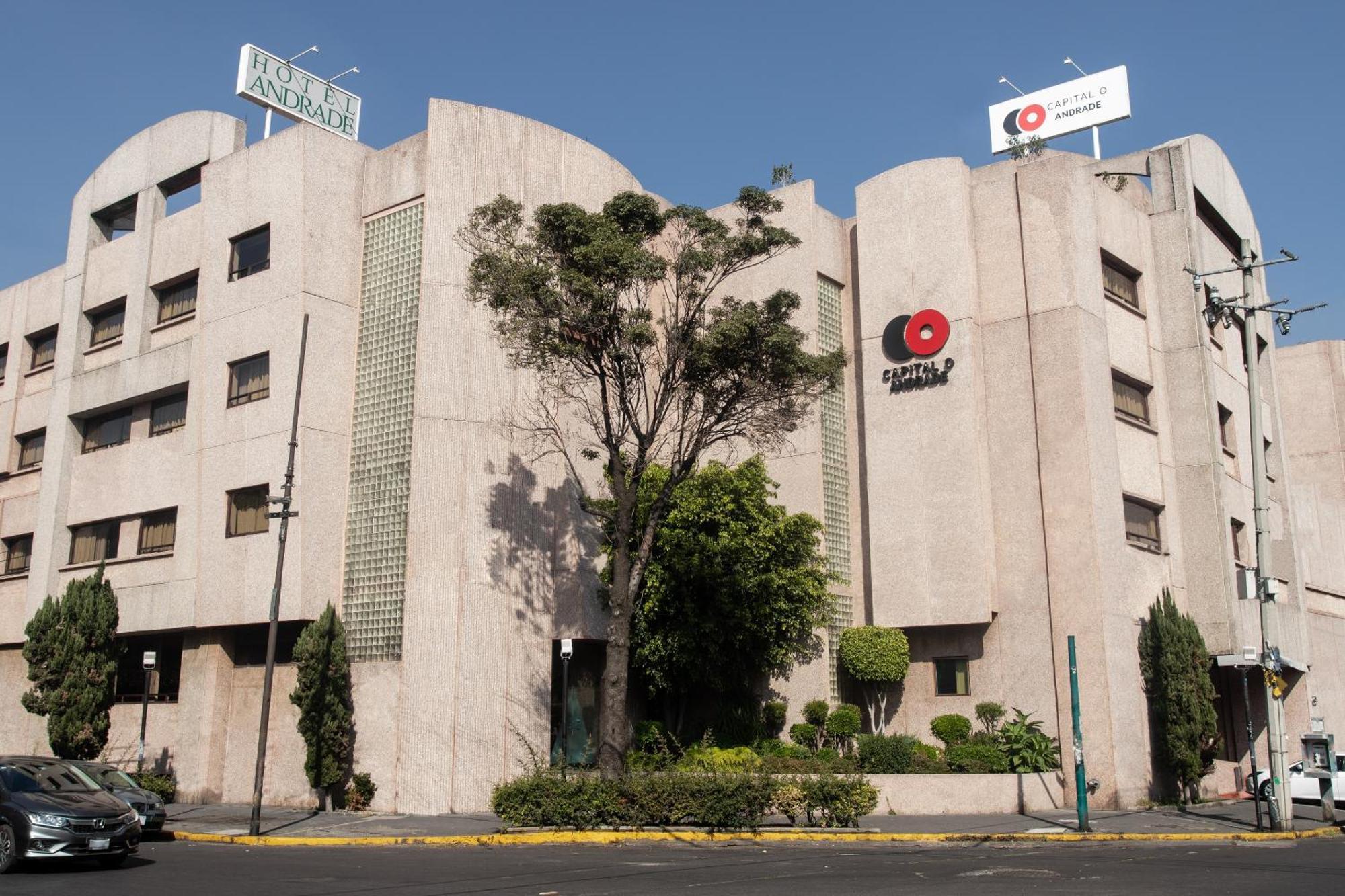 Capital O Andrade, Mexico City Luaran gambar